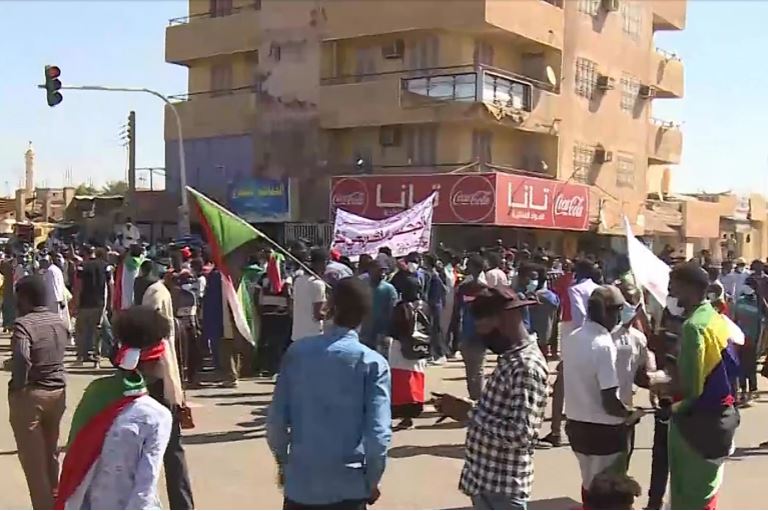 7  ولايات سودانية تعلن الطوارئ عقب مظاهرات تندد بتردي الوضع المعيشي