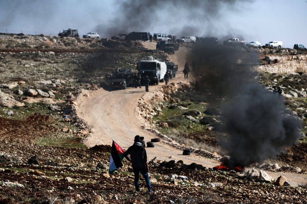 إصابات بالاختناق خلال مواجهات مع الاحتلال في الضفة
