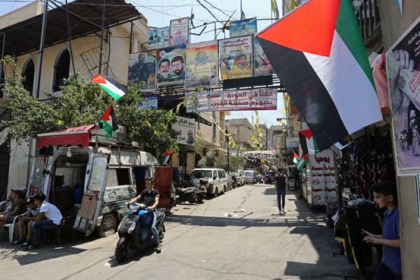 حماس تطلق رزمة مشاريع خدماتية بمخيمات لبنان
