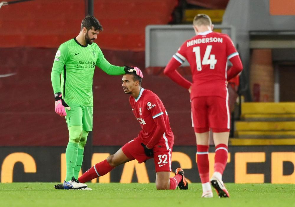 الكاميروني جويل ماتيب يغيب 3 أسابيع عن ليفربول