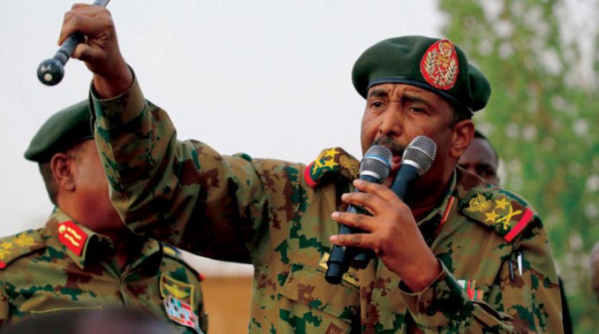 البرهان يحذر من تفتيت وحدة السودان ومعارك مستمرة في نيالا