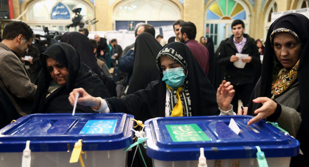 بدء فرز الأصوات بإيران وترجيح فوز المحافظين بالأغلبية