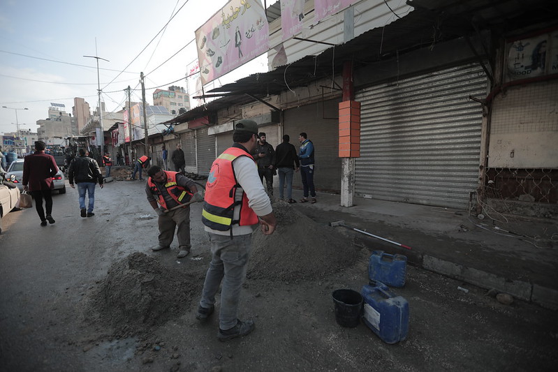 بلدية غزة تنظم وتوسع شارع صلاح الدين في الشجاعية