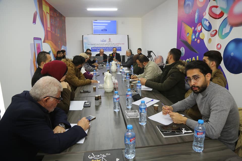 إعلاميون ومثقفون يطالبون بمركز إعلامي موحد لإدارة أزمة كورونا