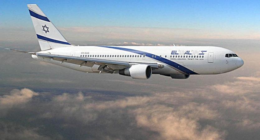 احتفاء بالكيان بقرار السعودية فتح مجالها الجوي أمام الطيران الإسرائيلي