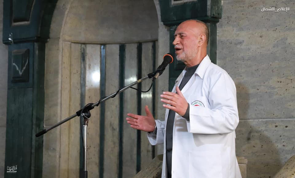 أطباء بغزة يعتلون المنابر لتوعية الناس من وباء كورونا