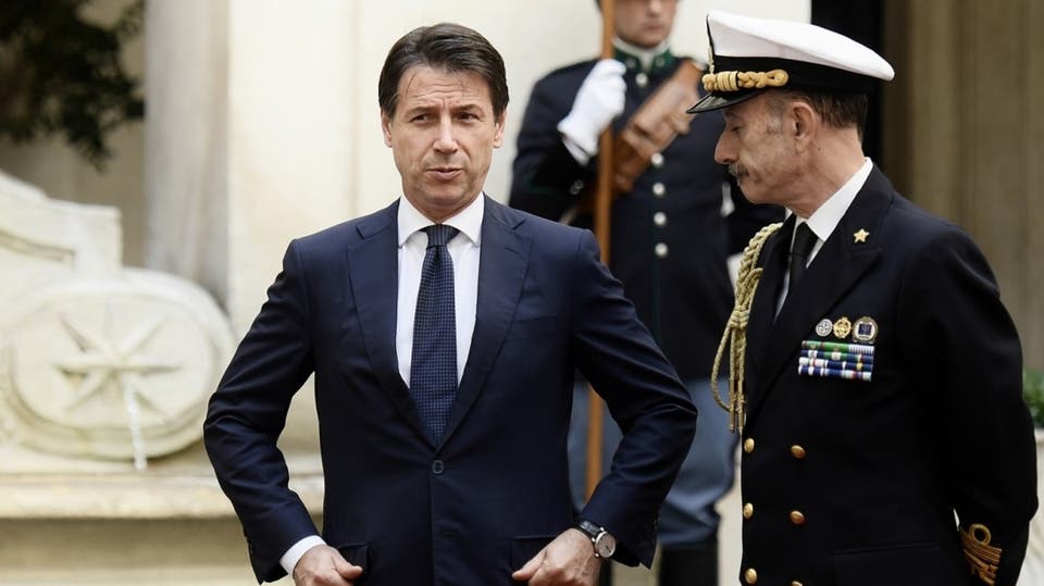 رئيس وزراء إيطاليا يعلن إيقاف كل الأنشطة الرياضية في إيطاليا