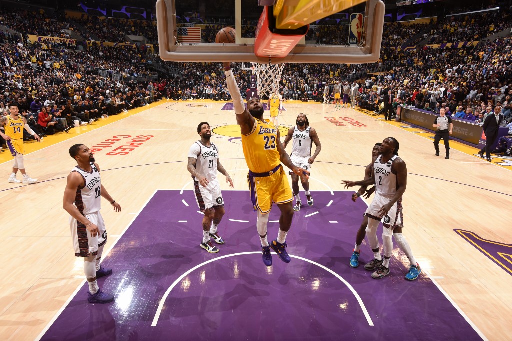 تخفيض رواتب لاعبي الـNBA بدءًا من منتصف الشهر المقبل