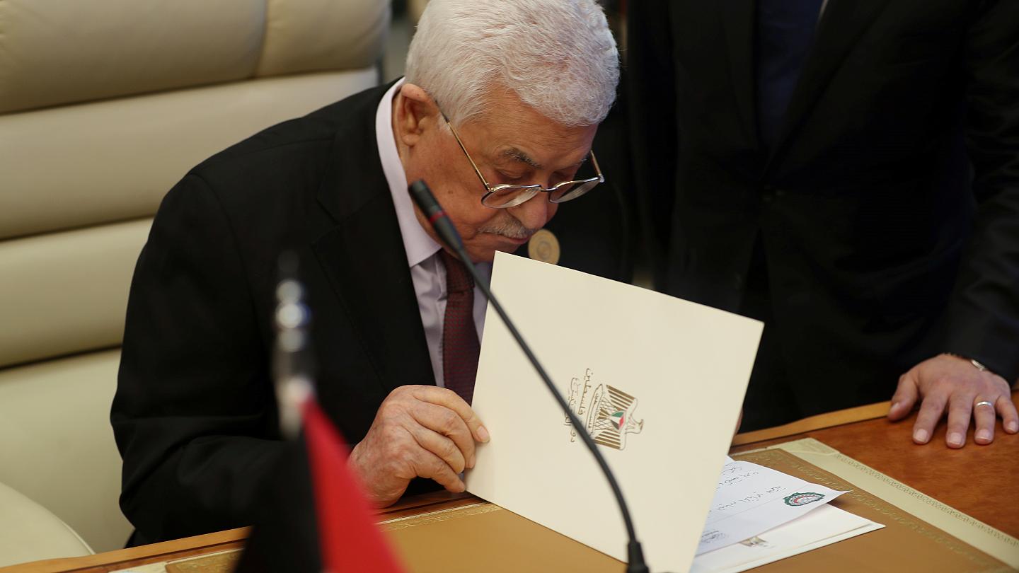 عباس يعلن رسميًّا تأجيل الانتخابات لأجل غير مسمى