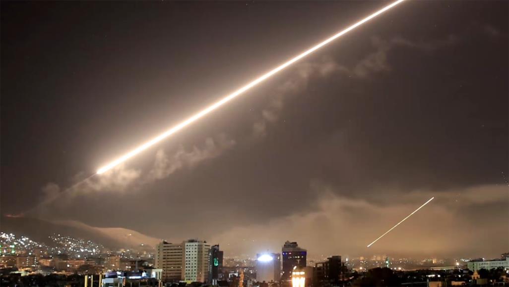 للمرة الثانية خلال أسبوع.. مروحيات إسرائيلية تقصف مواقع في سوريا