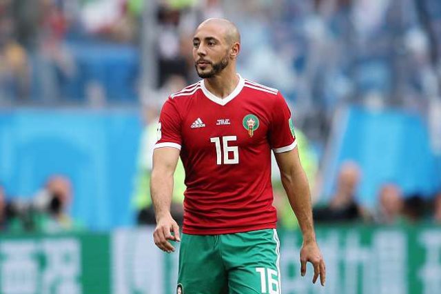 النجم المغربي أمرابط يجمع تبرعات لبناء مسجد في هولندا