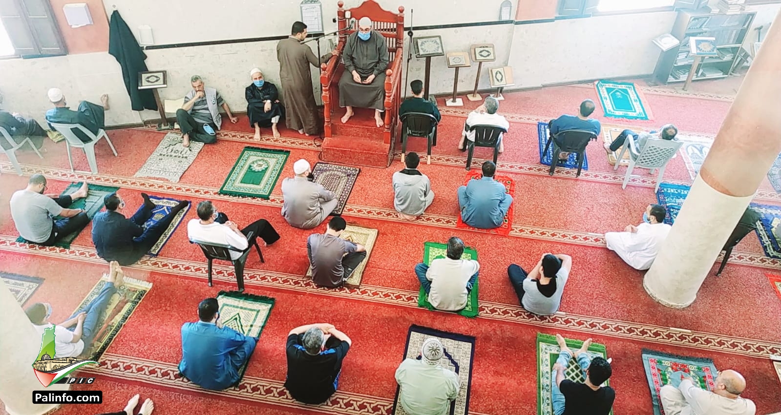 غزة تؤدي صلاة الجمعة للأسبوع الثاني في المساجد