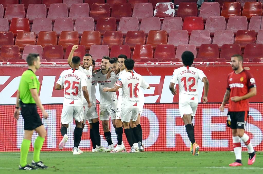 إشبيلية يتجاوز ريال مايوركا بثنائية في الدوري الإسباني