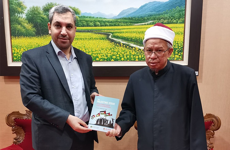 القدس ماليزيا تبحث مع وزير الشئون الإسلامية مستجدات القدس والأقصى