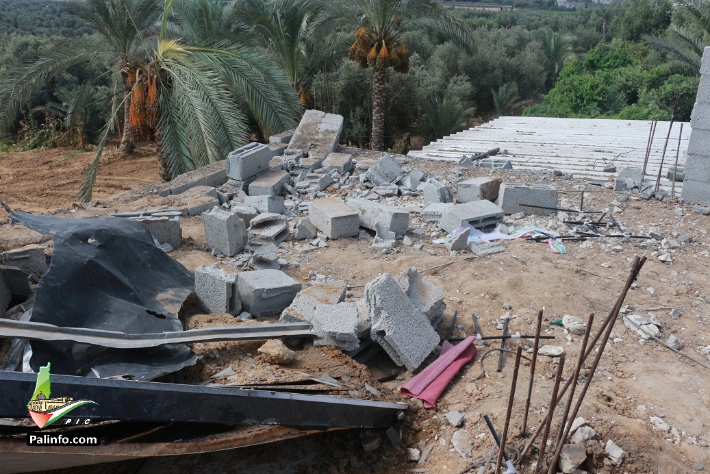 طائرات الاحتلال تدمر مصنعين وشركة في غزة
