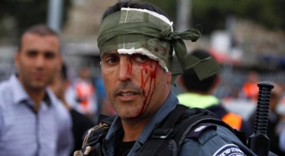 إصابة شرطي وجندي إسرائيليين بالضفة والقدس