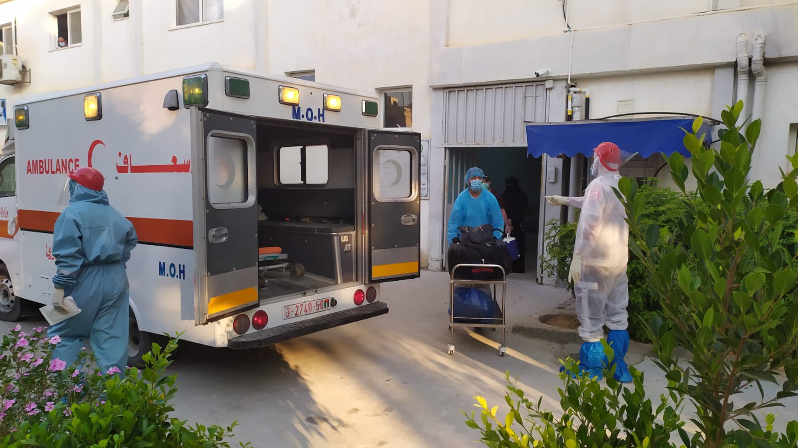 وفاة طبيب متقاعد بكورونا في غزة