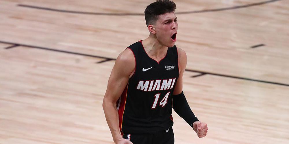 NBA .. هيرو يقود ميامي للاقتراب من النهائي