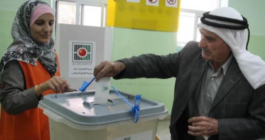 الهيئة المستقلة لعباس: 5 تعديلات مطلوبة بقانون الانتخابات