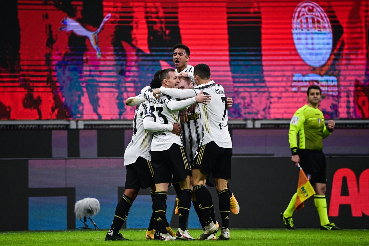 يوفنتوس يحسم كلاسيكو إيطاليا بثلاثية في شباك ميلان