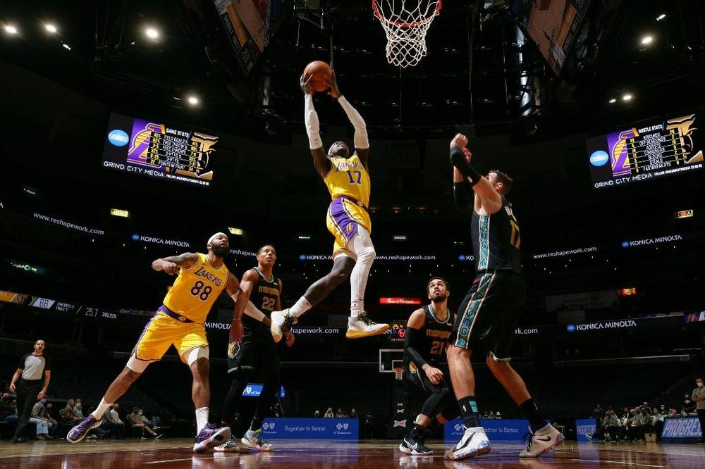 NBA: ليكرز يواصل استفاقته بفوز رابع تواليًا