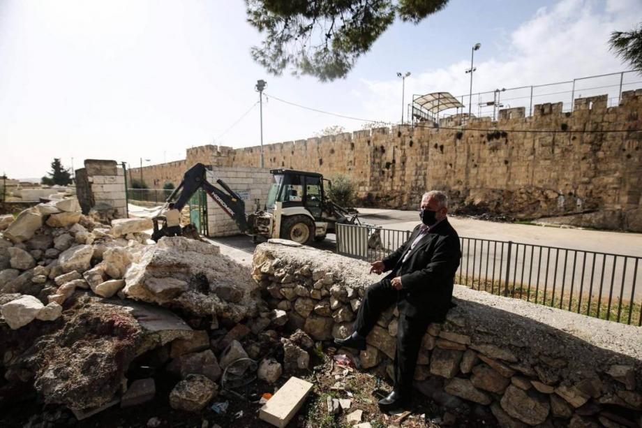 الاحتلال يخلي مقبرة اليوسفية بالقدس من الفلسطينيين