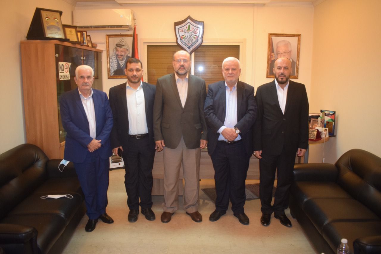 حماس تزور فتح في لبنان وتتباحثان بالعلاقات الثنائية وآخر المستجدات
