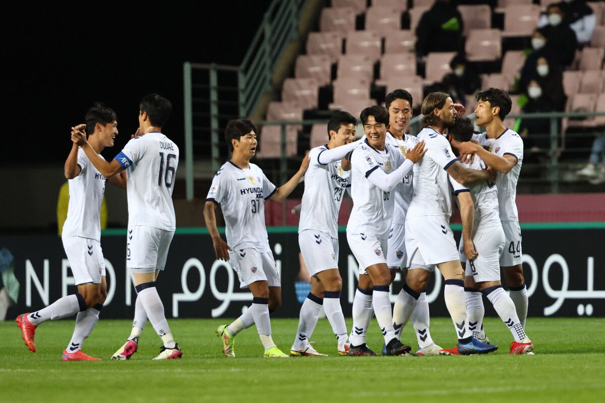 أولسان هيونداي وبوهانغ ستيلرز إلى نصف نهائي دوري أبطال آسيا