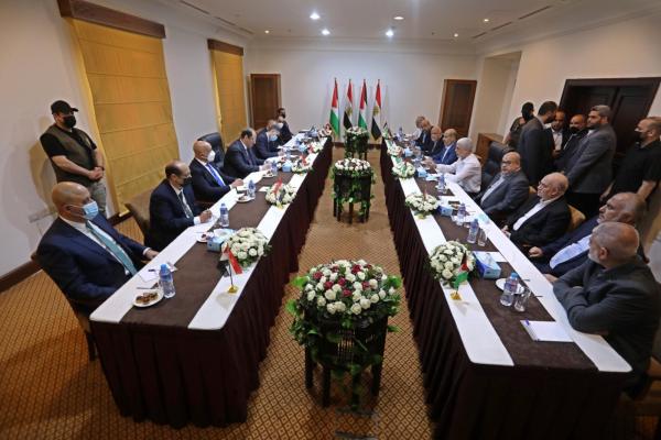 قيادة حماس تلتقي وزير المخابرات اللواء عباس كامل.. هذه التفاصيل