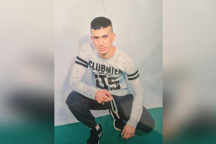 الاحتلال يؤجل الإفراج عن المقدسي عمر أبو الهوى للشهر القادم