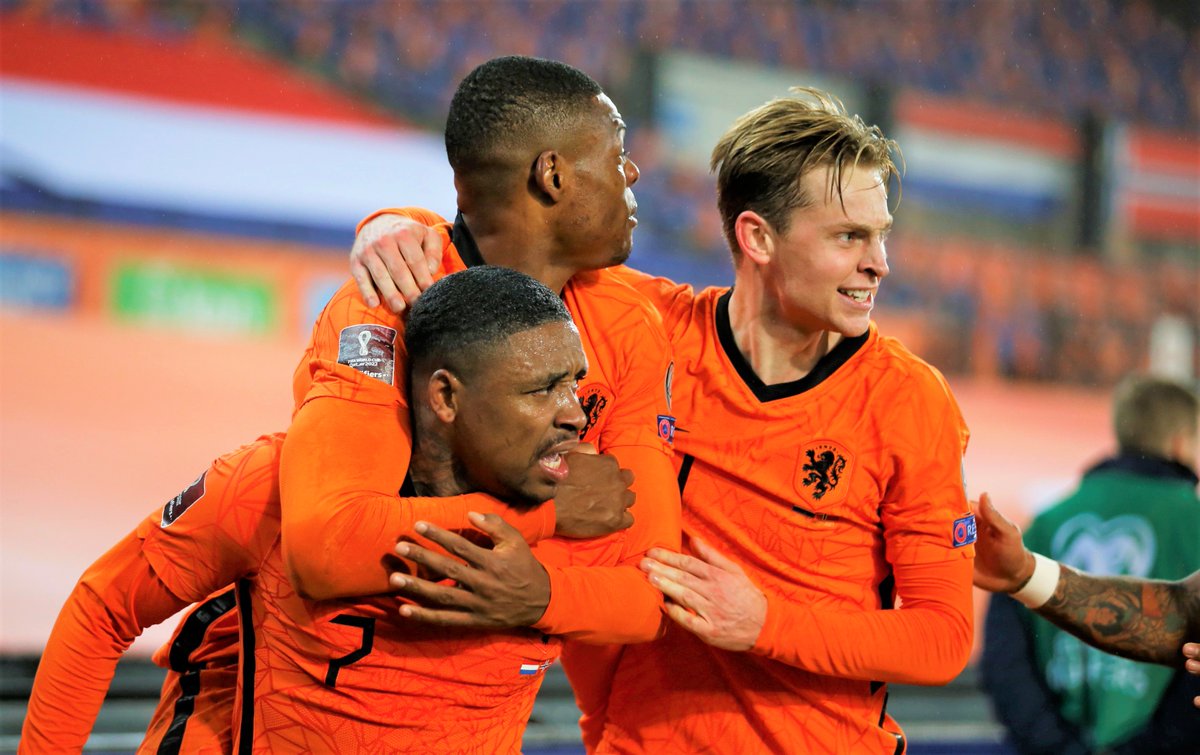 هولندا تبلغ نهائيات كأس العالم FIFA قطر 2022™وتركيا إلى الملحق