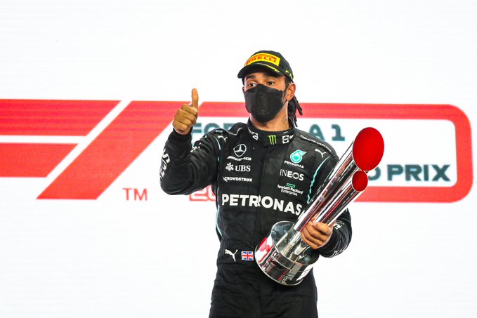 هاميلتون يحرز لقب سباق جائزة قطر الكبرى للفورمولا 1