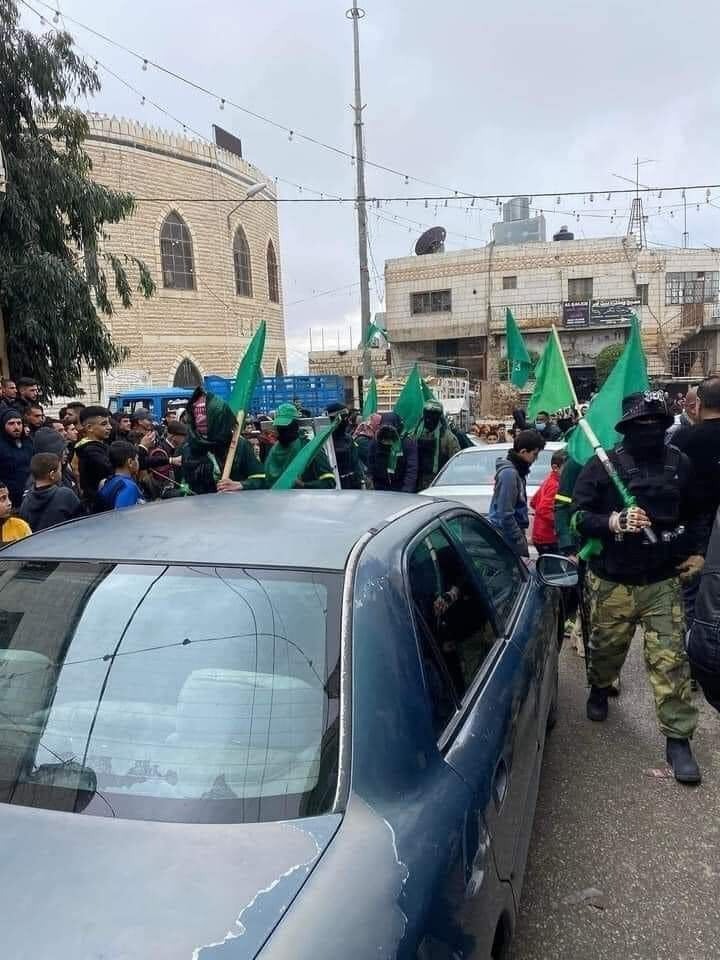 الخليل تحيي انطلاقة حماس رغم القمع الأمني للاحتلال والسلطة
