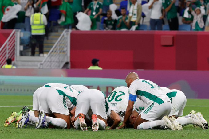 منتخب الجزائر يهزم نظيره اللبناني بثنائية ويقترب من بلوغ ربع النهائي