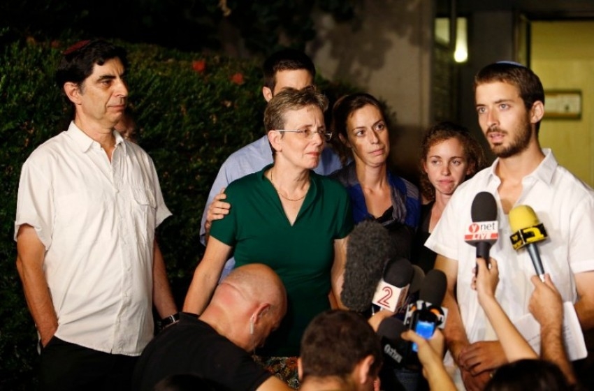 عائلة الأسير الصهيوني هدار جولدن توجه اتهامًا حادًّا لحكومة الاحتلال