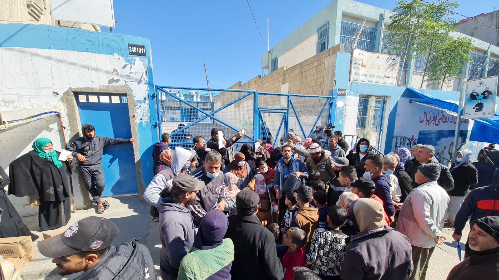 إغلاق مراكز لـ أونروا بغزة احتجاجا على تقليصات السلة الغذائية