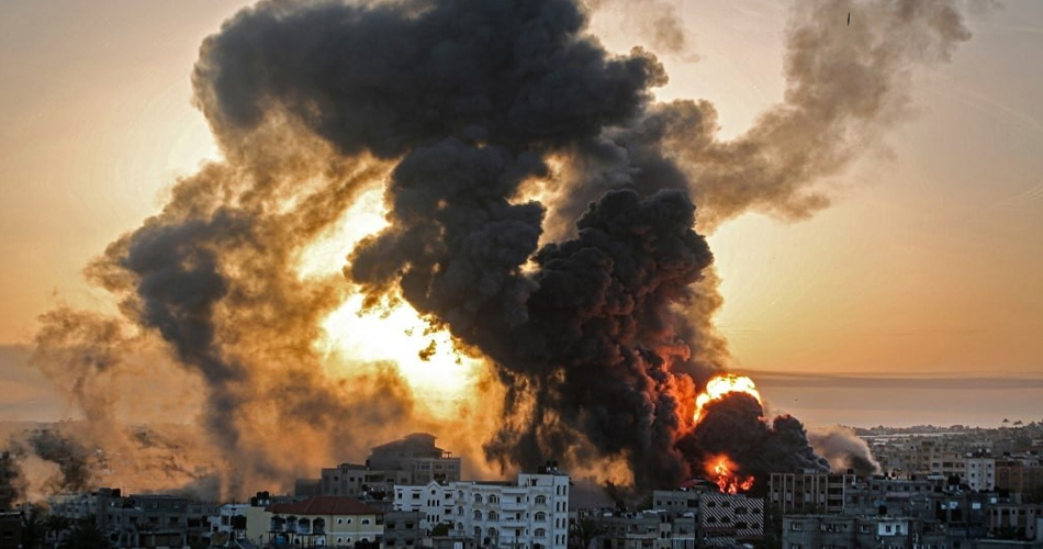 لحظة بلحظة.. تطورات اليوم الثالث للعدوان على غزة