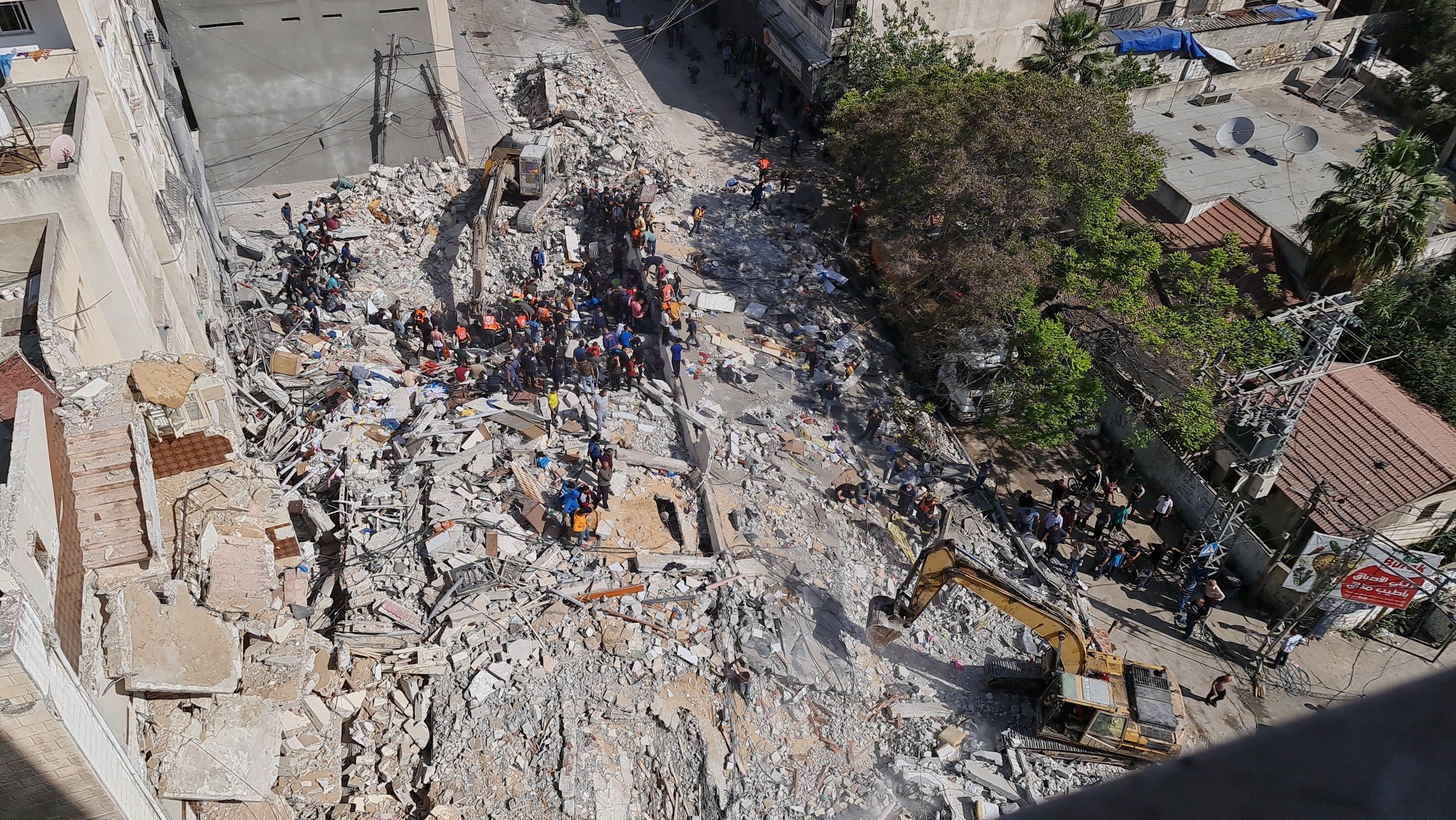 الأورومتوسطي يدين تدمير حي سكني بغزة