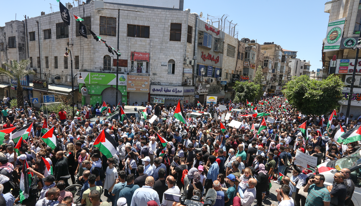 مسيرات في الضفة وأراضي 48 تنديدا بالعدوان الإسرائيلي