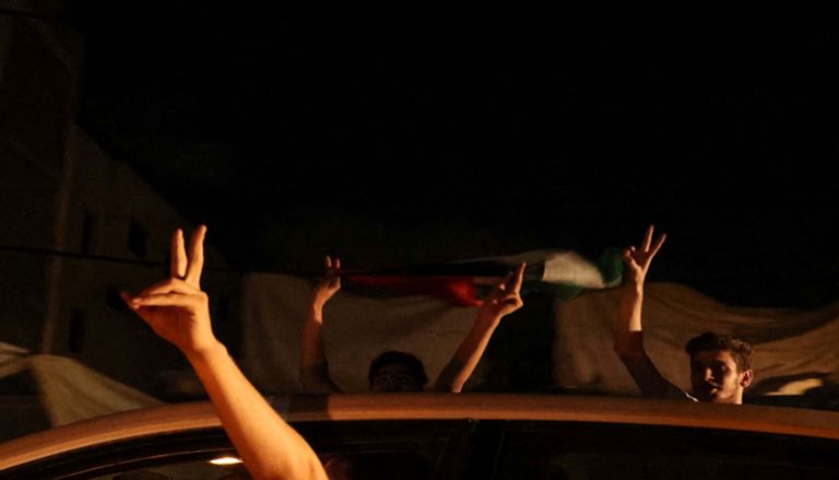 احتفالات في الضفة بانتصار المقاومة