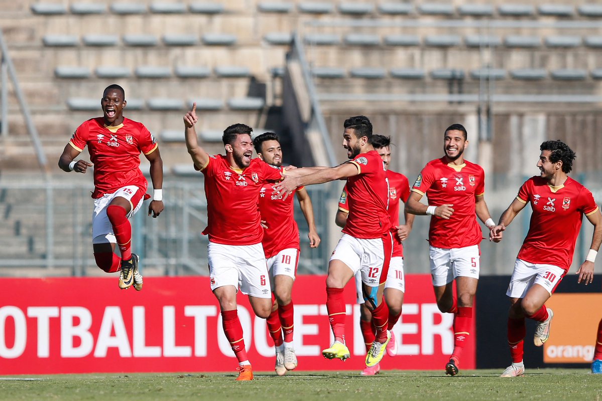 الأهلي المصري يبلغ نصف نهائي دوري أبطال أفريقيا