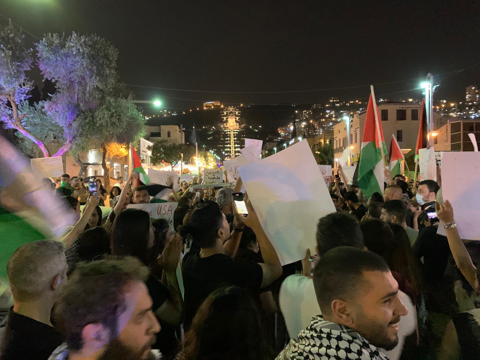 مسيرة حاشدة وسط رام الله نصرة للأقصى ورفضا للتنسيق الأمني