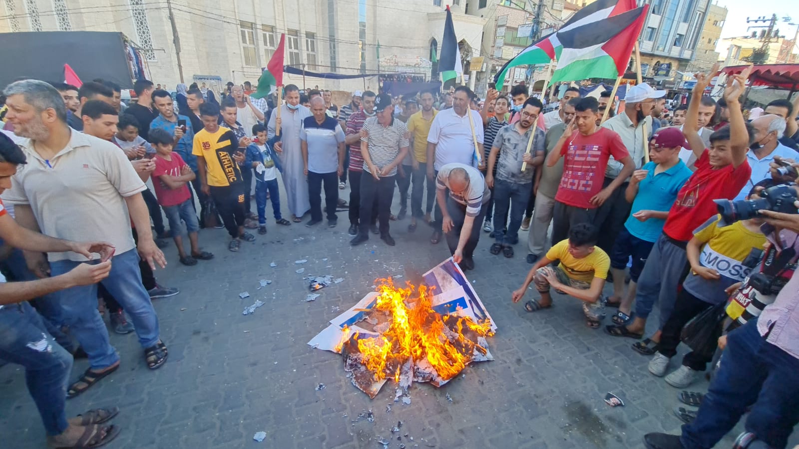 مسيرات حاشدة بغزة تنديدا بمسيرة الأعلام في القدس المحتلة