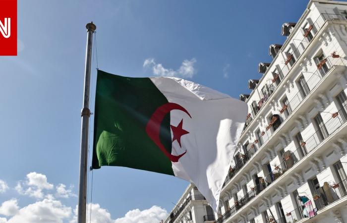 التشريعي يشيد بانسحاب الجزائر من رئاسة لجنة برلمانية دولية بسبب الاحتلال