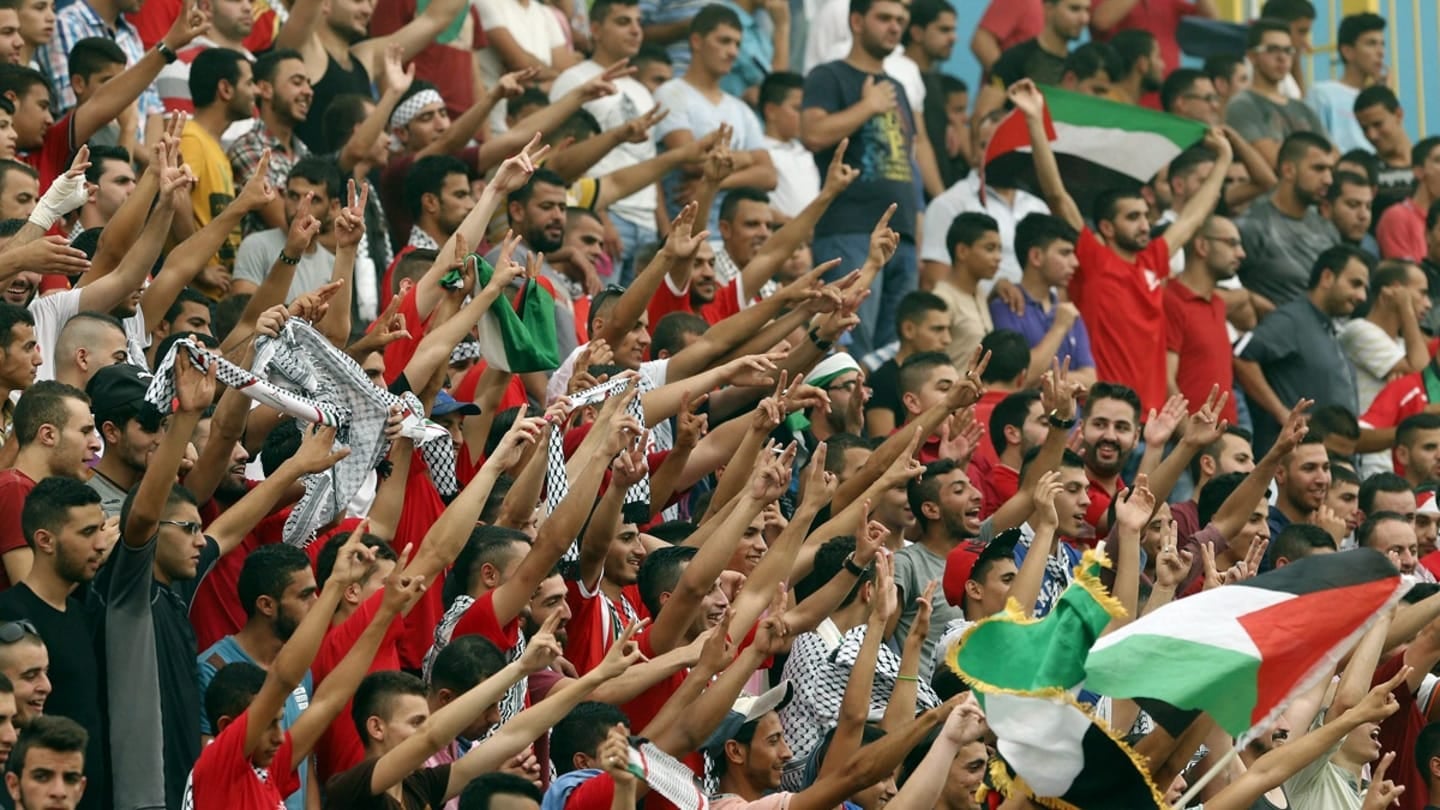 السماح بعودة الجماهير لملاعب كرة القدم الفلسـطينية ببروتوكول صحي