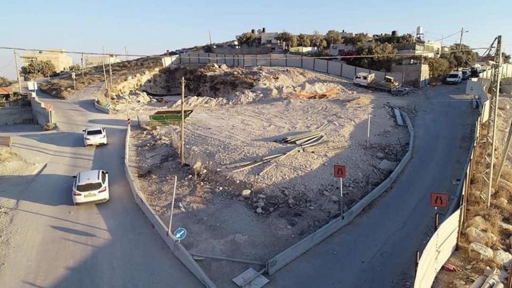 قرى شرقي القدس تلتمس ضد النفق الاستيطاني أسفل حاجز قلنديا