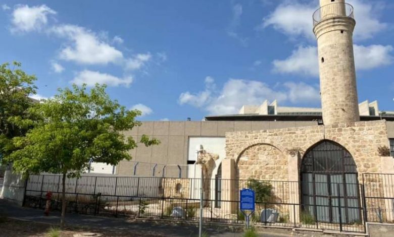 مخطط تهويدي يستهدف مسجدًا تاريخيًّا في حيفا