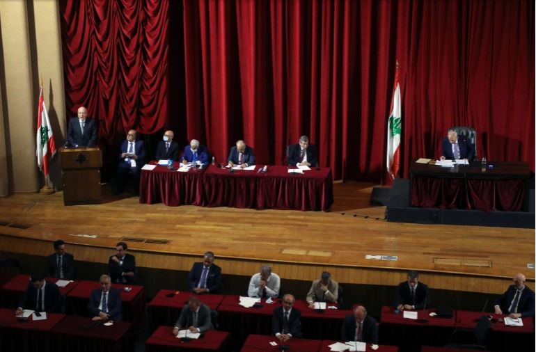 بعد نقاشات استغرقت 8 ساعات.. حكومة ميقاتي تفوز بثقة البرلمان اللبناني