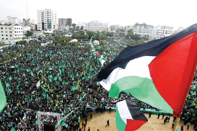 استطلاع: حماس الأجدر بتمثيل الشعب الفلسطنيي