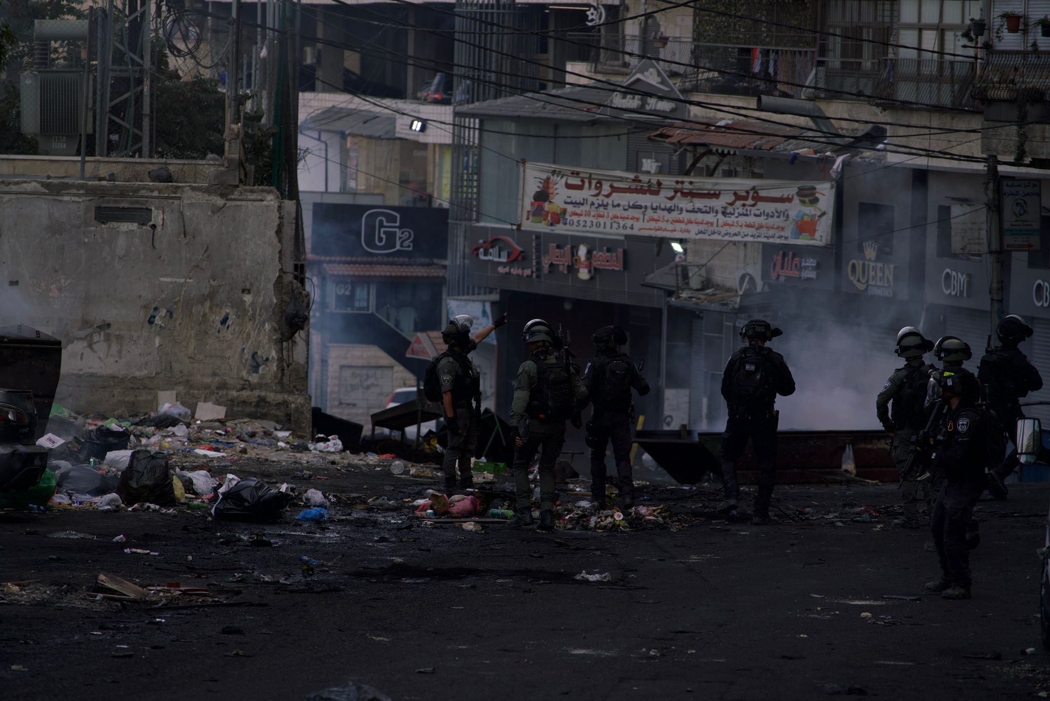 إصابات بقمع الاحتلال مسيرات بالضفة والاحتلال يغلق حاجز شعفاط